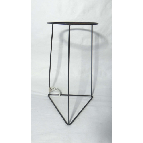 SUPORTE FERRO TRIANGULAR 37x18 SUPORTE FERRO TRIANGULAR 37x18